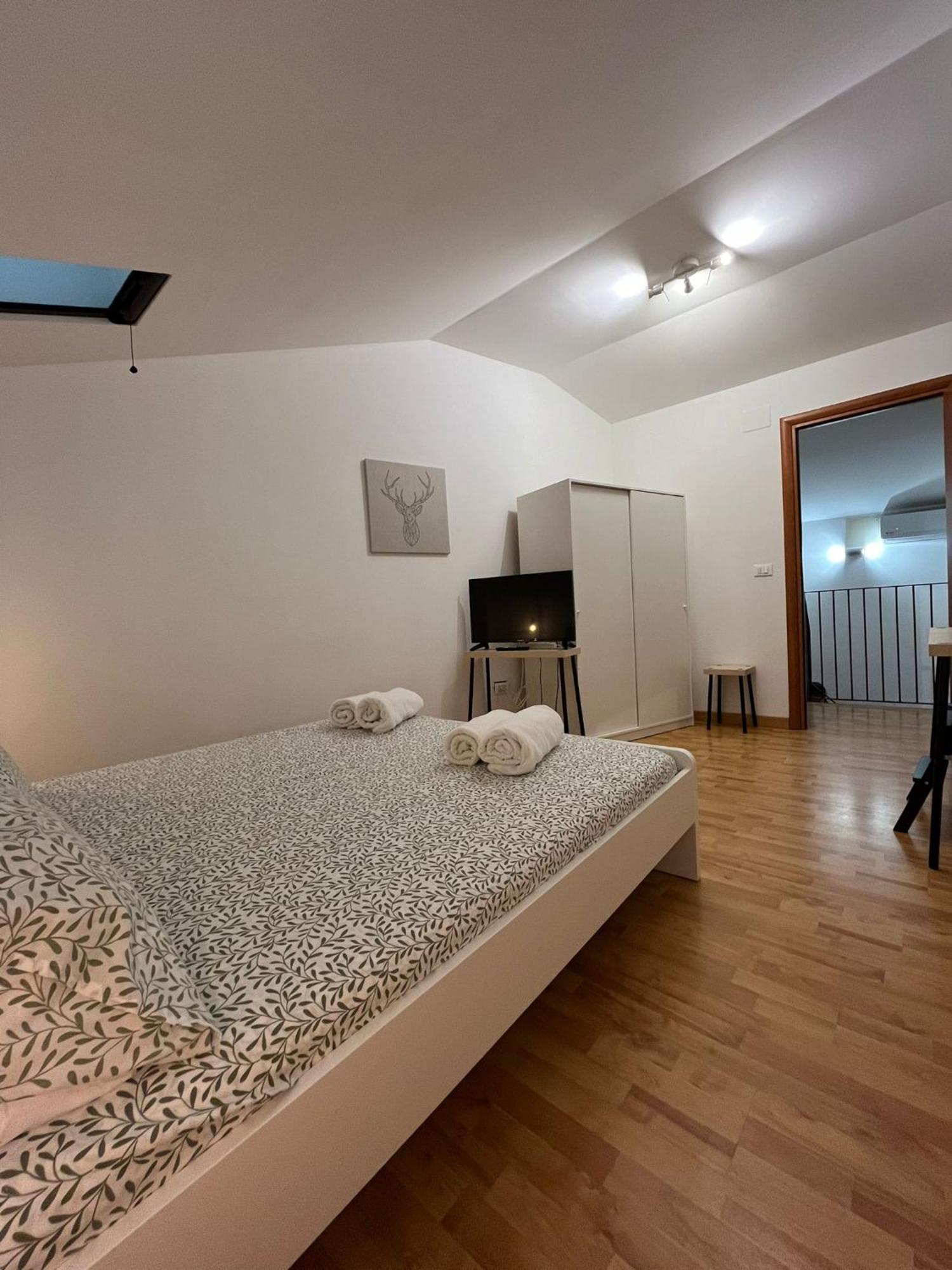 Fikus Apt Relax Castello Ursino Katania Zewnętrze zdjęcie